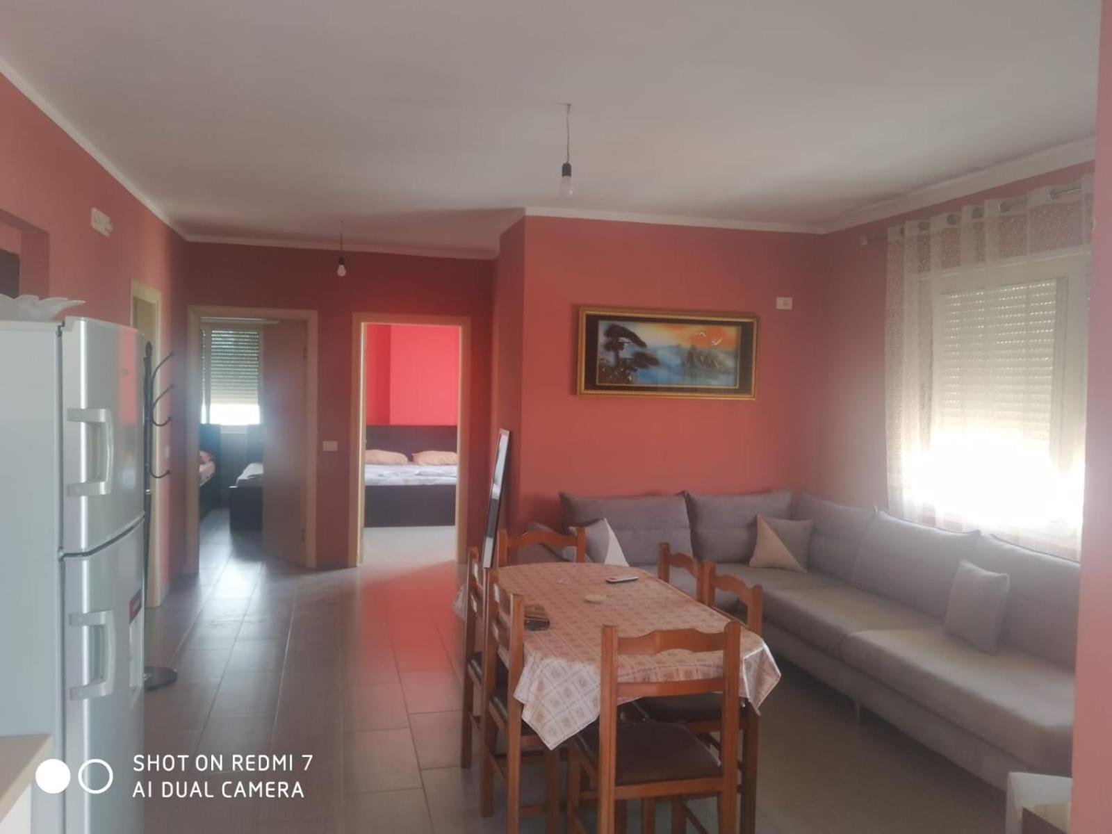 Maksimilian Apartament Durrës Eksteriør billede