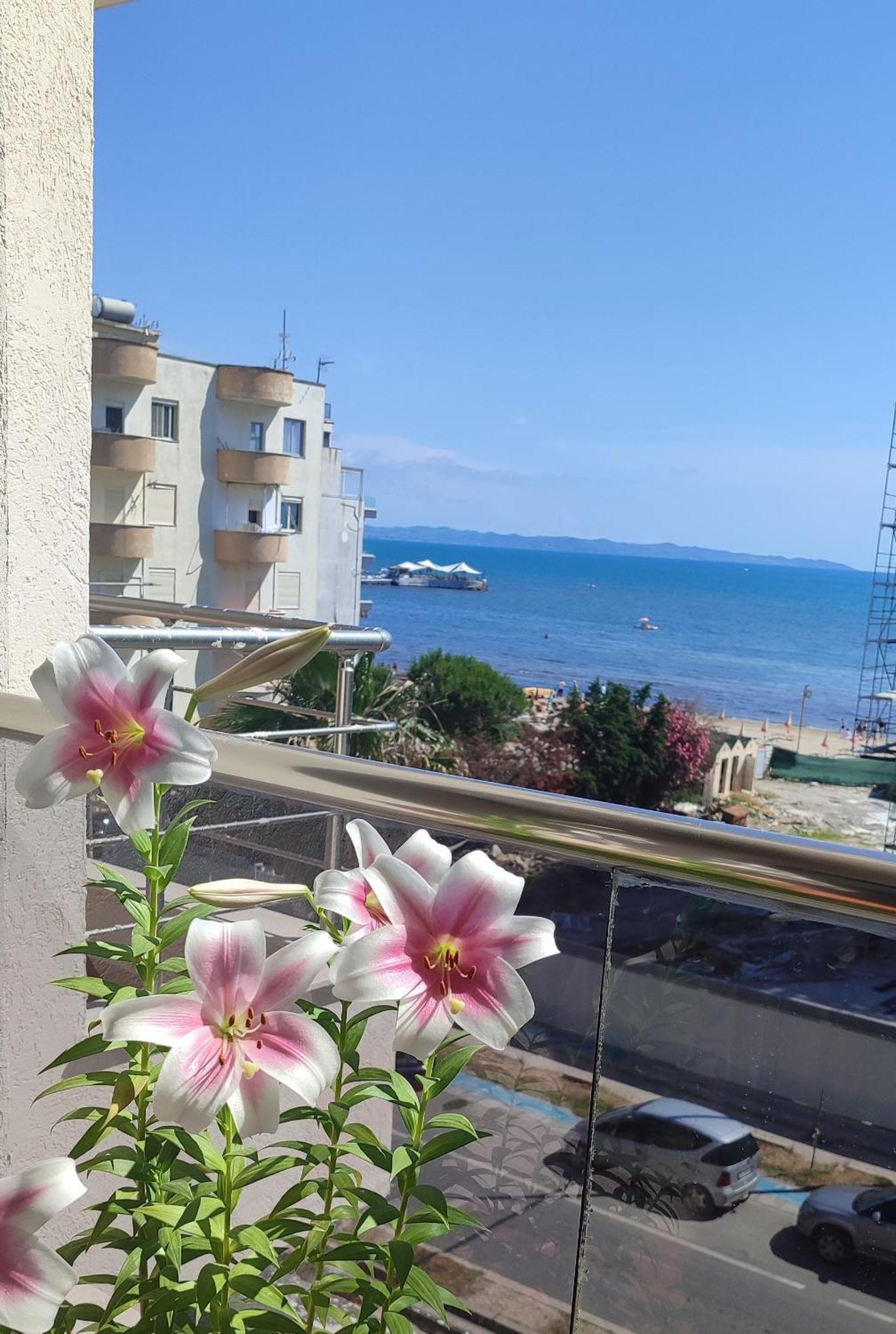 Maksimilian Apartament Durrës Eksteriør billede